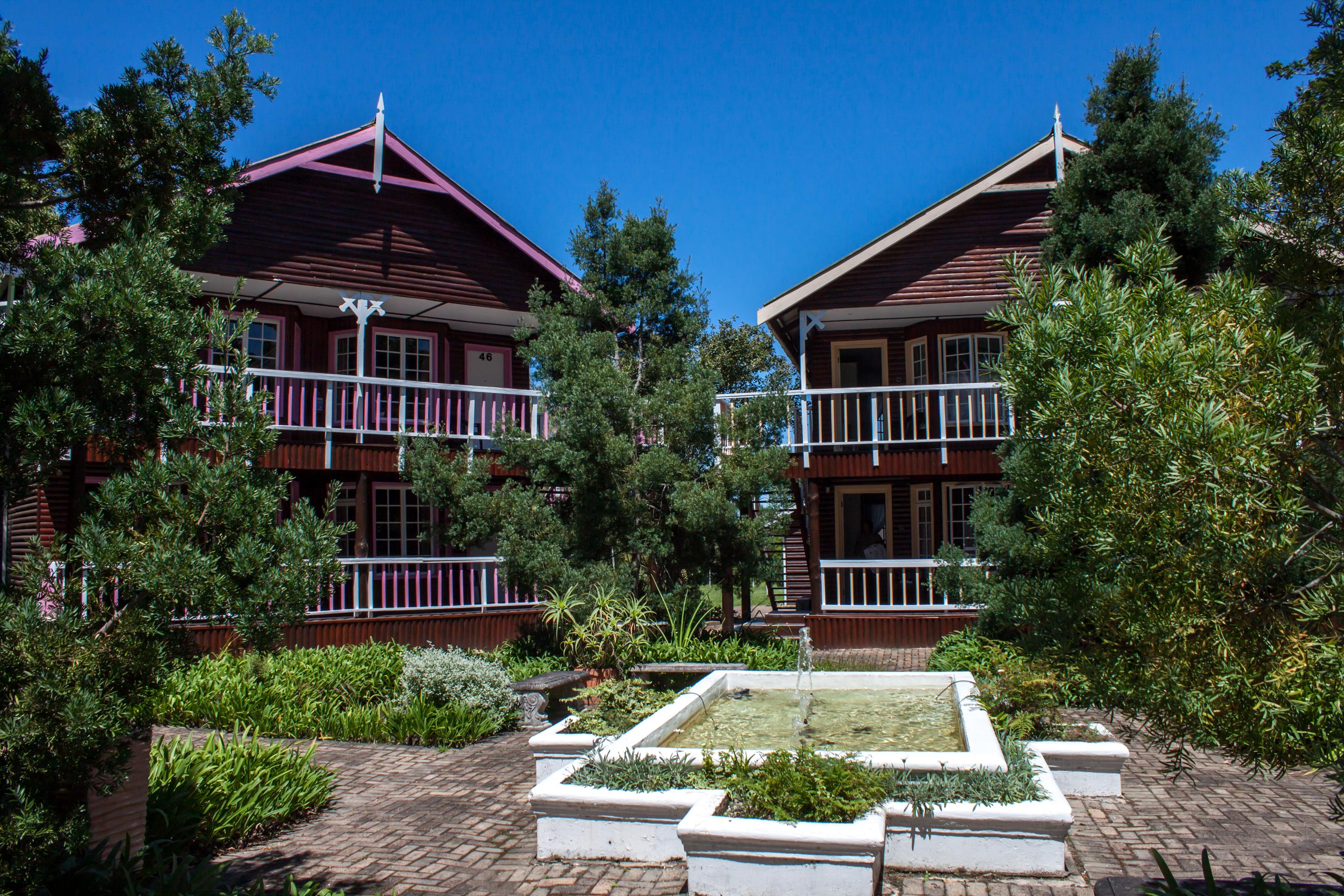 Tsitsikamma Village Inn Стормсривер Экстерьер фото