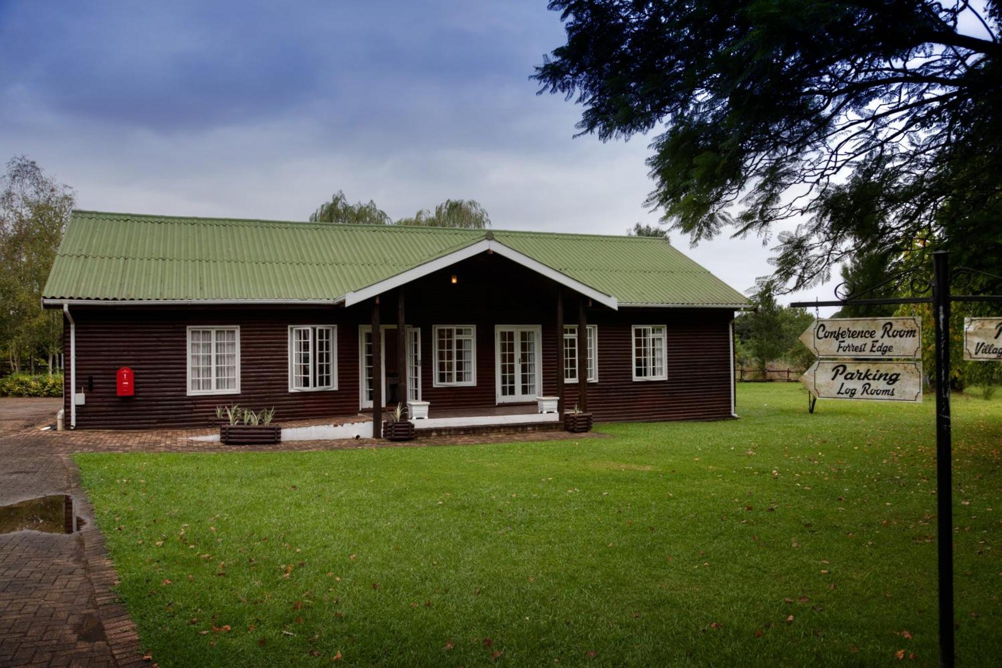 Tsitsikamma Village Inn Стормсривер Экстерьер фото